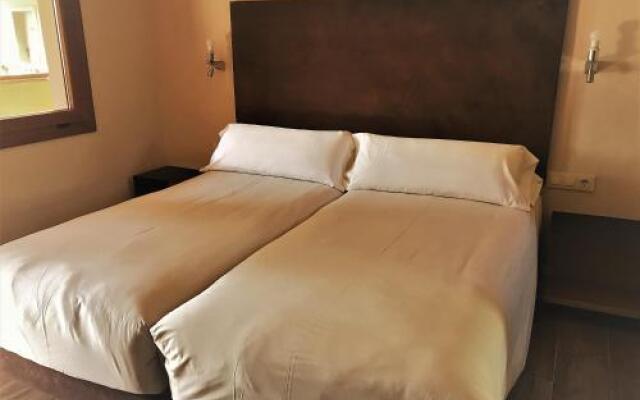 Chillout Hotel Tres Mares