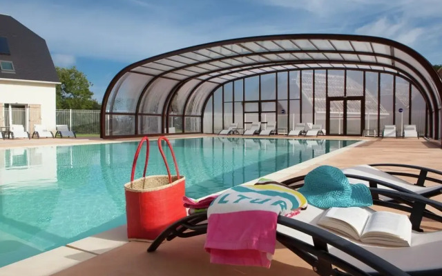 Neat Apartment Between Deauville and Cabourg