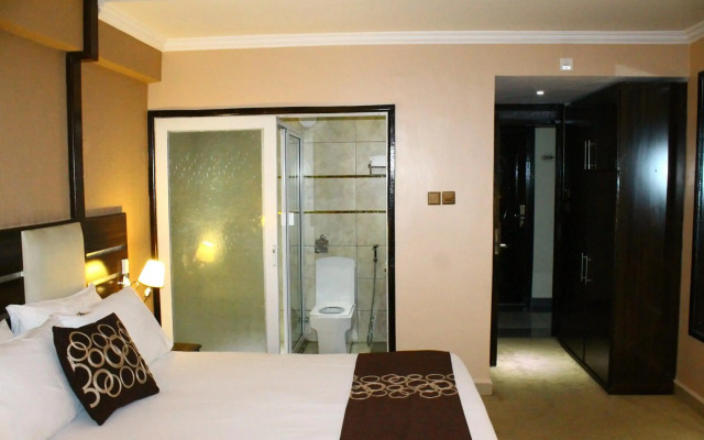 Airport Landing Hotel