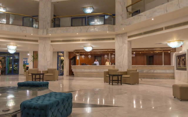 Cataract Resort Naama Bay