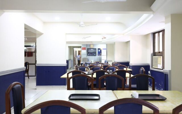 FabHotel Marol Saki Naka Apartments