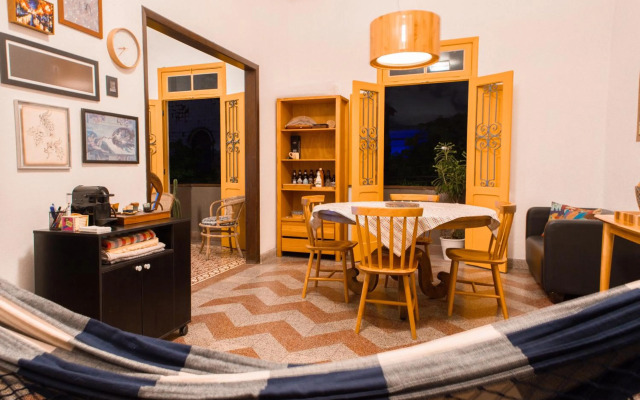 Quarto compartilhado em apartamento no centro