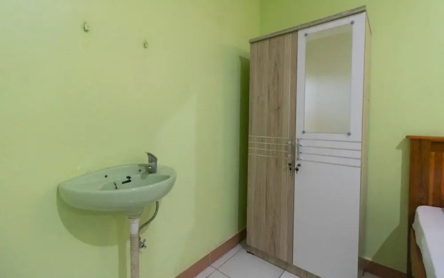 RedDoorz @ Frans Seda Kupang