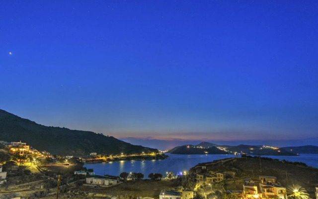 Eirini's Luxury Hotel Villas