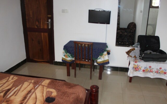 Leaders Lodge