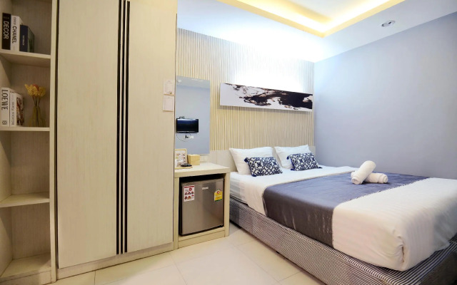 De Lux Bangkok Hotel