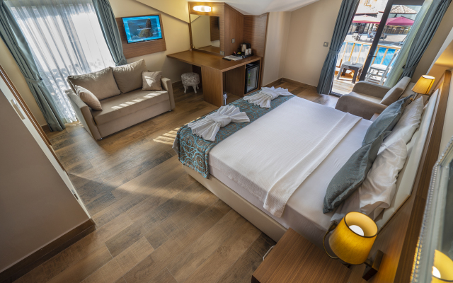 Dalyan Live Spa Resort Hotel