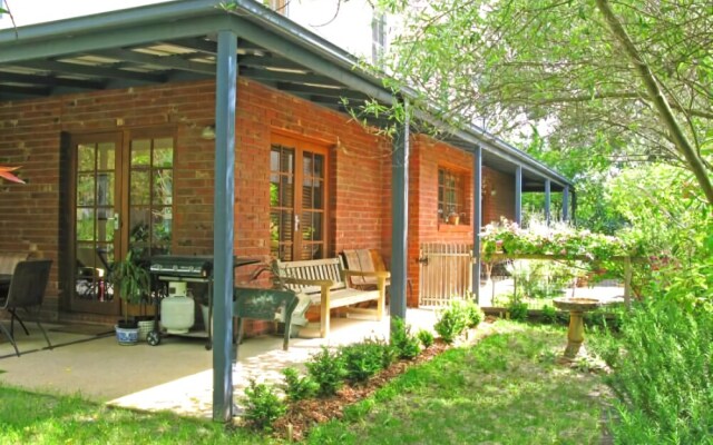 Roseneath Villa B&B