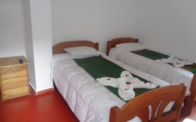 Hostal y Apartamentos Guest Home