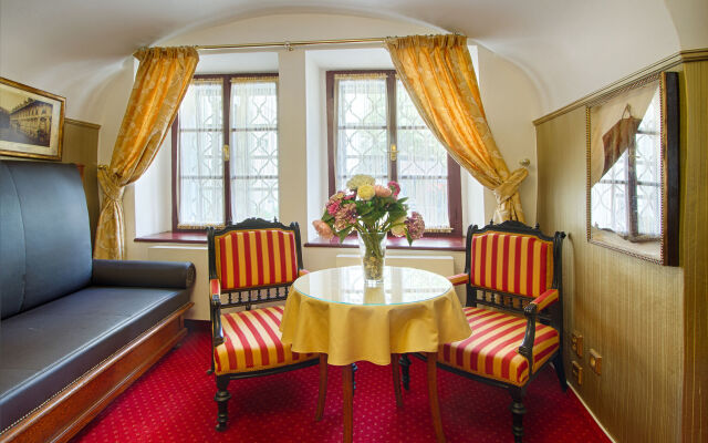 Waldstein Hotel