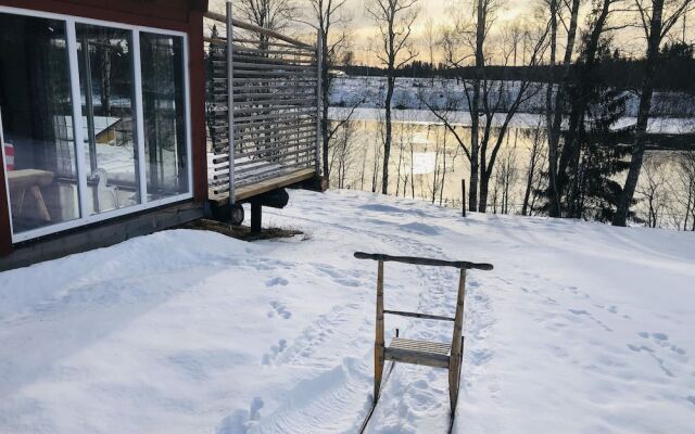 Liljekonvalj Cottage Overlooking the River Sauna