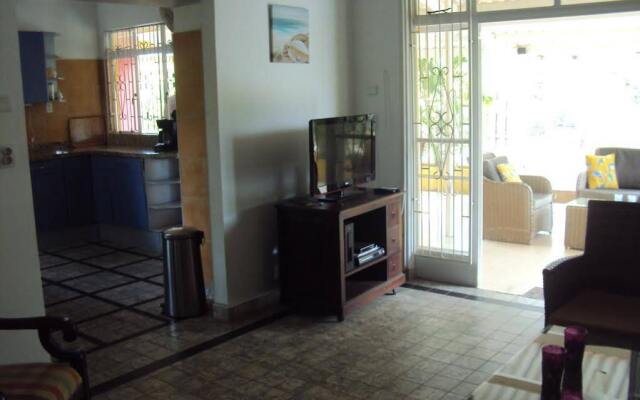 Annida's Apartments