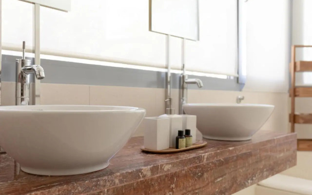 Luxurious 2 Bedroom Townhouse in Sierra Blanca