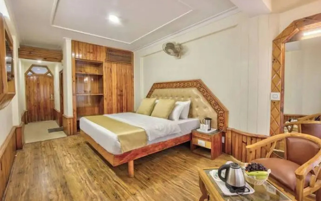 Goroomgo i Bex Manali