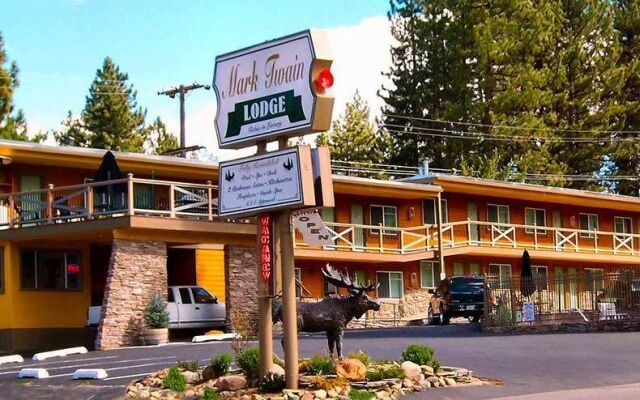 Mark Twain Lodge