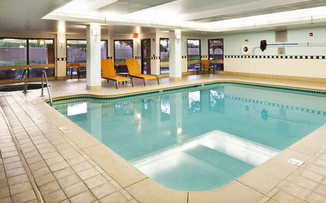 Courtyard Baton Rouge Siegen Lane