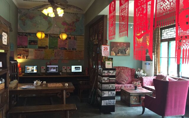 Shuyuan Party Hostel