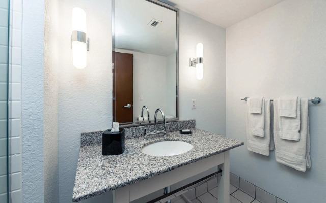 SEVEN Sebring Raceway Hotel