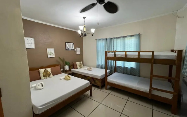 On Board Panglao Beach Hostel and Resort