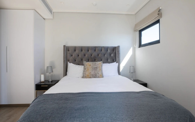 16 On Bree Unit 1713