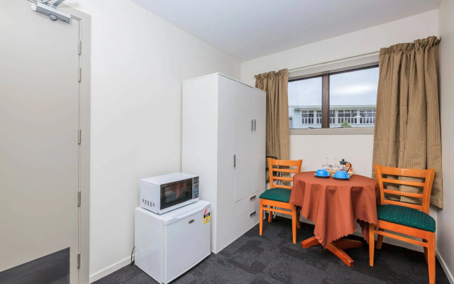 Greenlane Motel