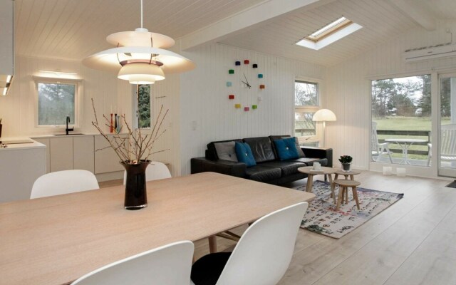 Spacious Holiday Home in Thyholm near Sea