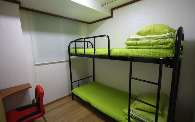 Dongdaemun wellbeing hostel