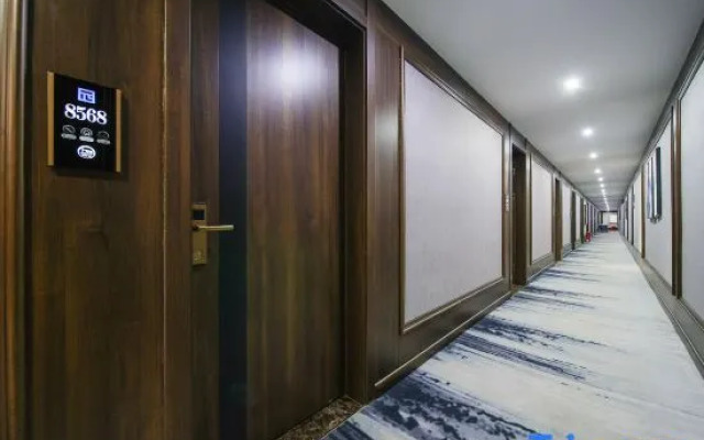 Ruixi International Hotel (Guang'an Railway Station Branch)