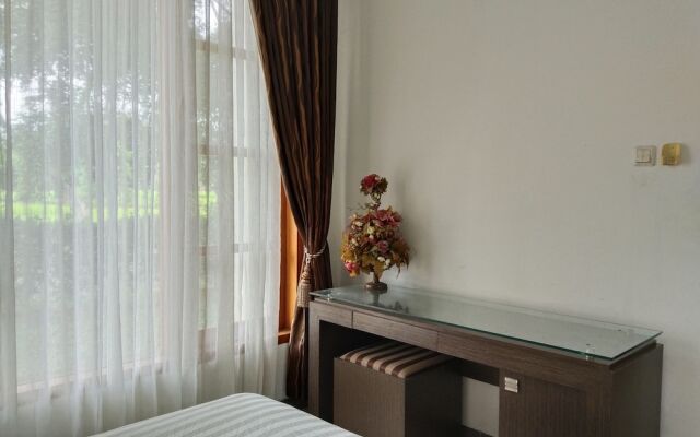 Twin Guest House Grand Wisata