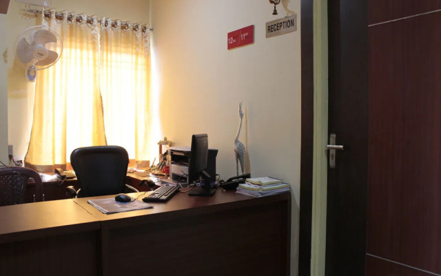 OYO 2279 Greenwood Galaxy