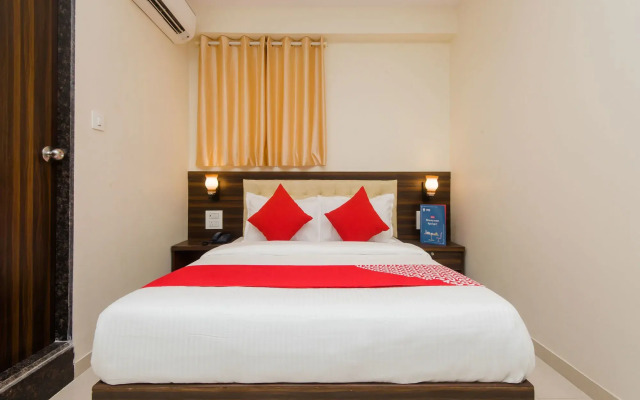 OYO 11706 Hotel Avion Park