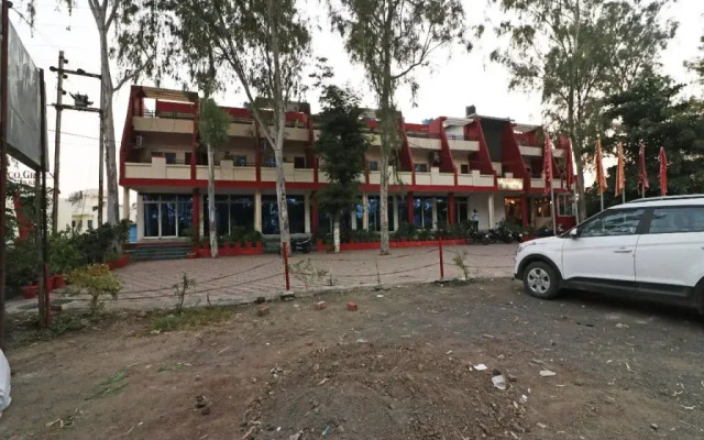 Hotel Shree Ji Bhopal by OYO Rooms