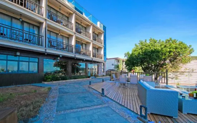 Wukong Seaview Hostel