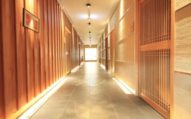 Ryotei Hanayura Ryokan