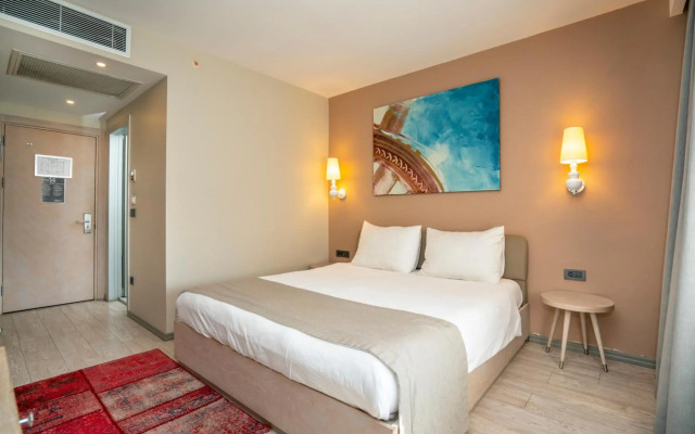 The Gate 30 Suites