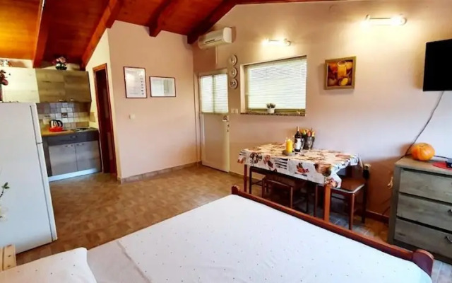 Julija - big Terrace and Grill - A1 Asy