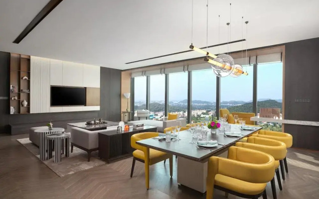Crowne Plaza Jiangmen Binjiang by IHG