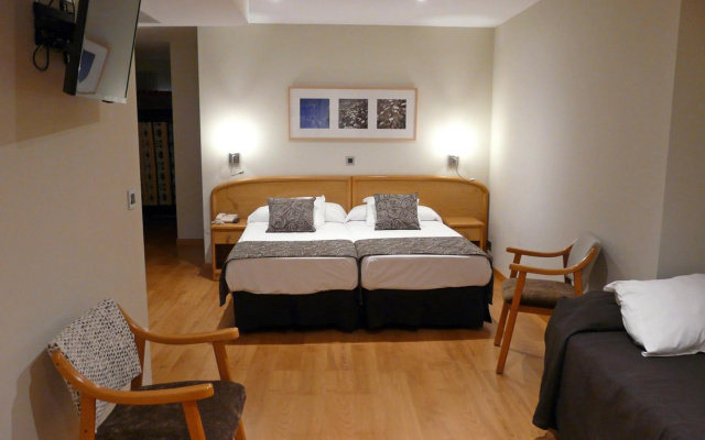 Hotel Tanit