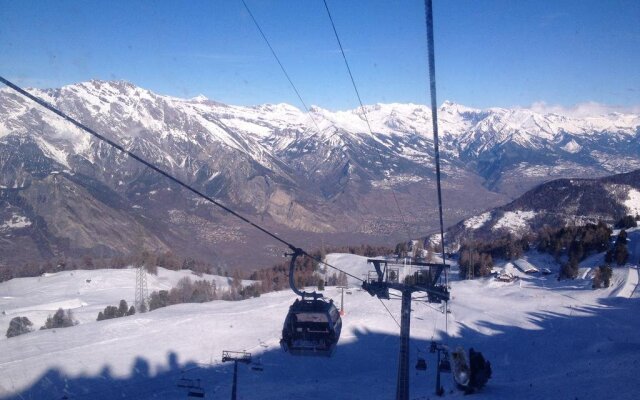 Grand Chalet Hotel de la Poste Restaurants et Bars
