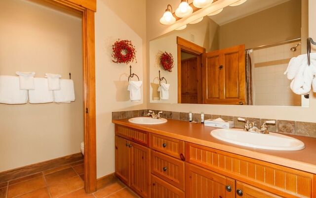 Springs #8905 - 2 Br Condo