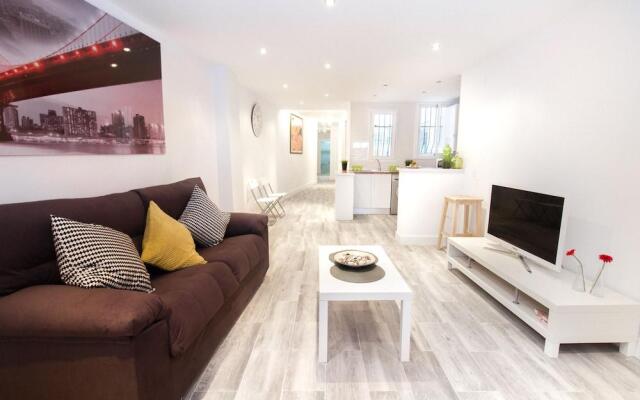 Calle Victoria - Modern & Comfortable by La Recepción