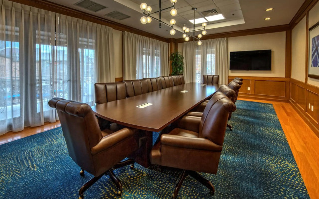 Hampton Inn & Suites Austin Downtown