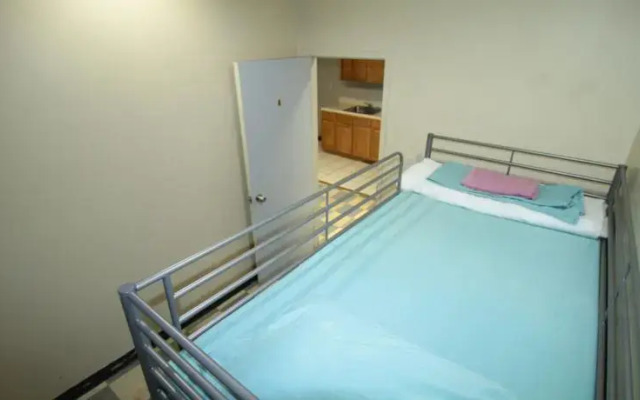 Manhattan Hostel