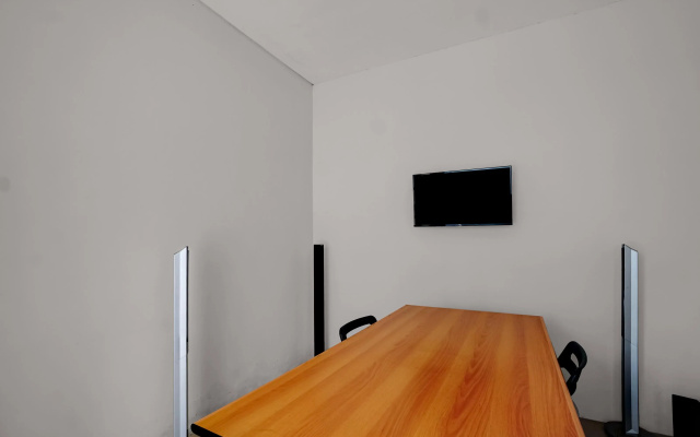 Hotel O near Ciputra World Surabaya formerly Darmo Residence – Guest Rooms – Surabaya