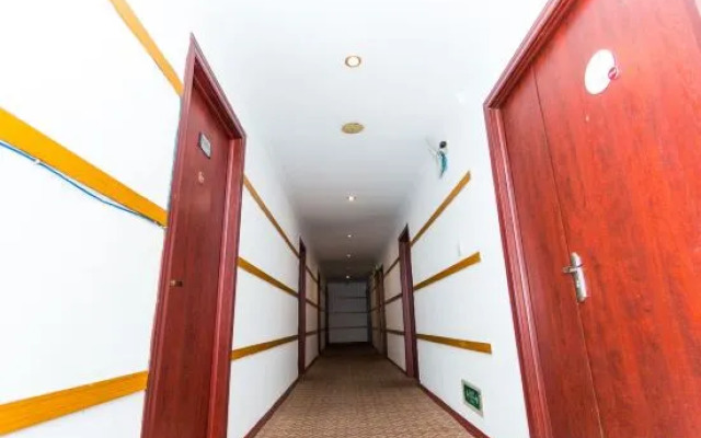 Phoenix City Hotel