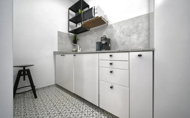 CASA VERDE Comfortable Air-Conditioned