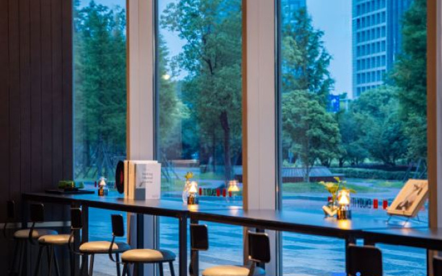 Radisson RED Hotel Jingjiang Financial Business District