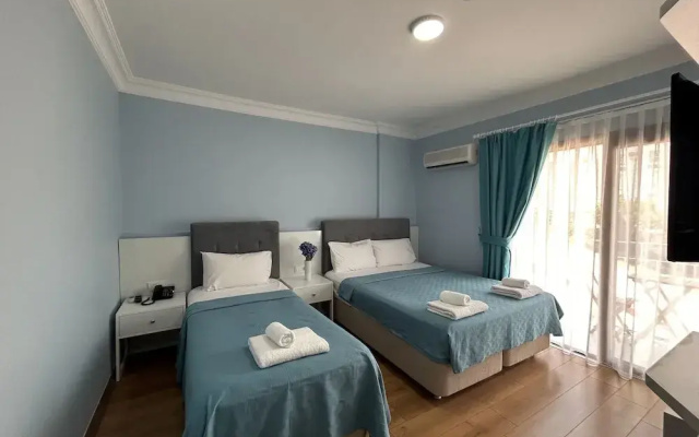 Marquis Blue Hotel