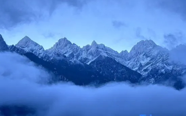 A lodge in Tiger Leaping Gorge where you can forget your worries and leave the outside world behind