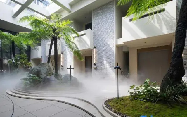 Lanting Garden Hotel